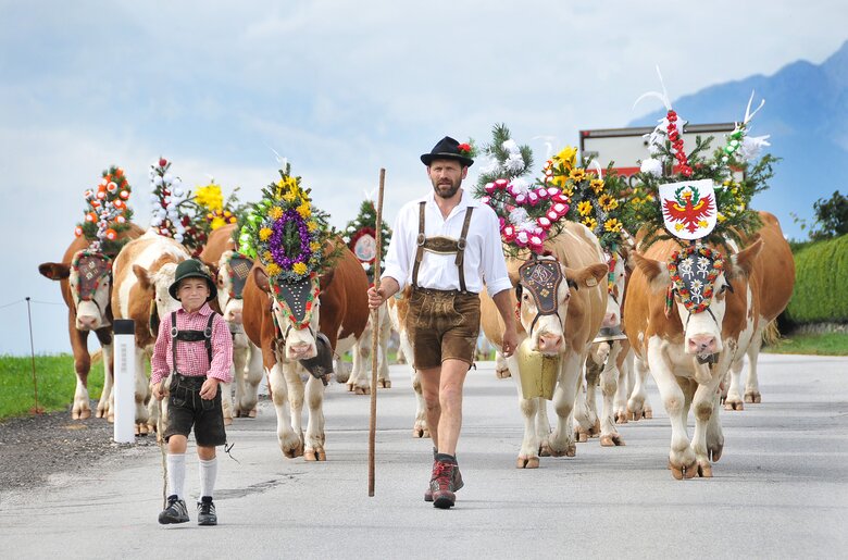 Almabtrieb Reit im Alpbachtal | © ©Alpbachtal Tourismus Gabriele Grießenböck Almabtrieb Reit im Alpbachtal | © ©Alpbachtal Tourismus Gabriele Grießenböck